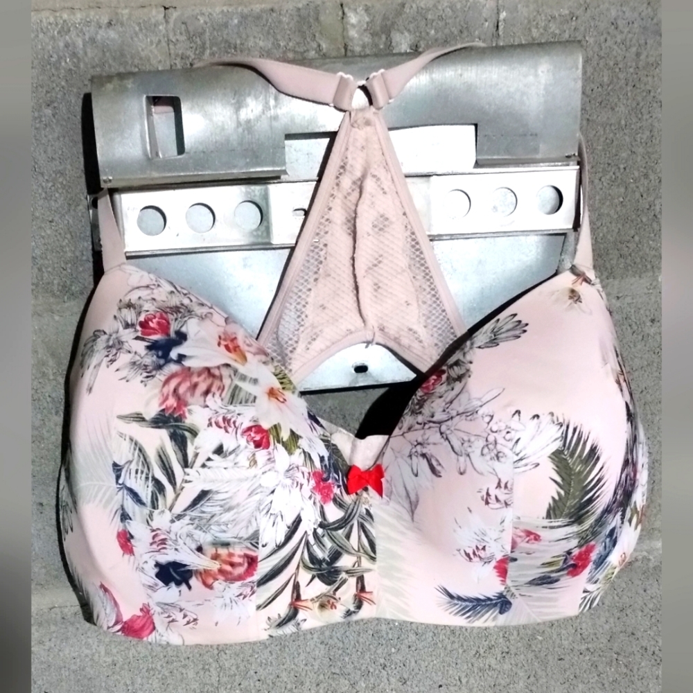 Cacique 46dd bra